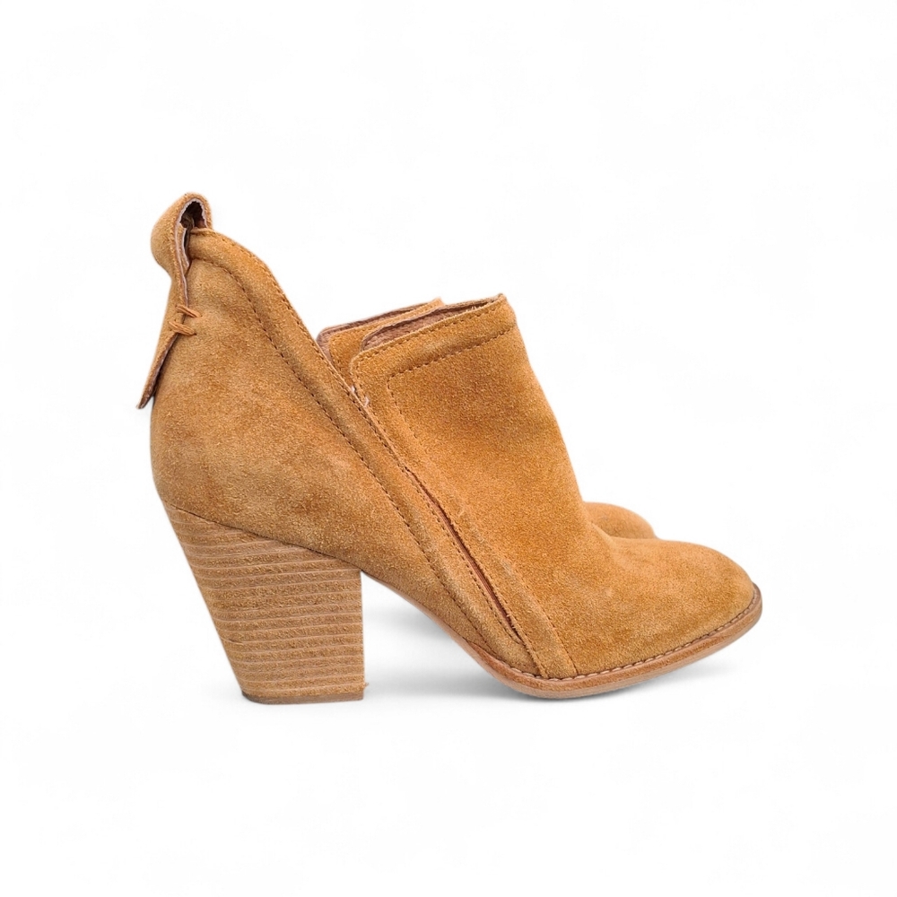 Jeffre Campbell Vanhook Suede Leather Tan Slip On Heel Boot 8